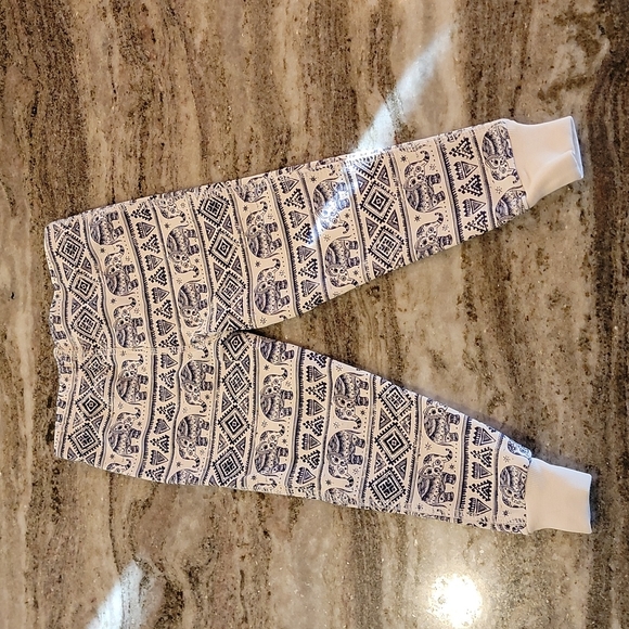 Pajamas For Peace Tranquil Elephant Kids Neutral Organic 2PC Pants Set - Picture 6 of 11